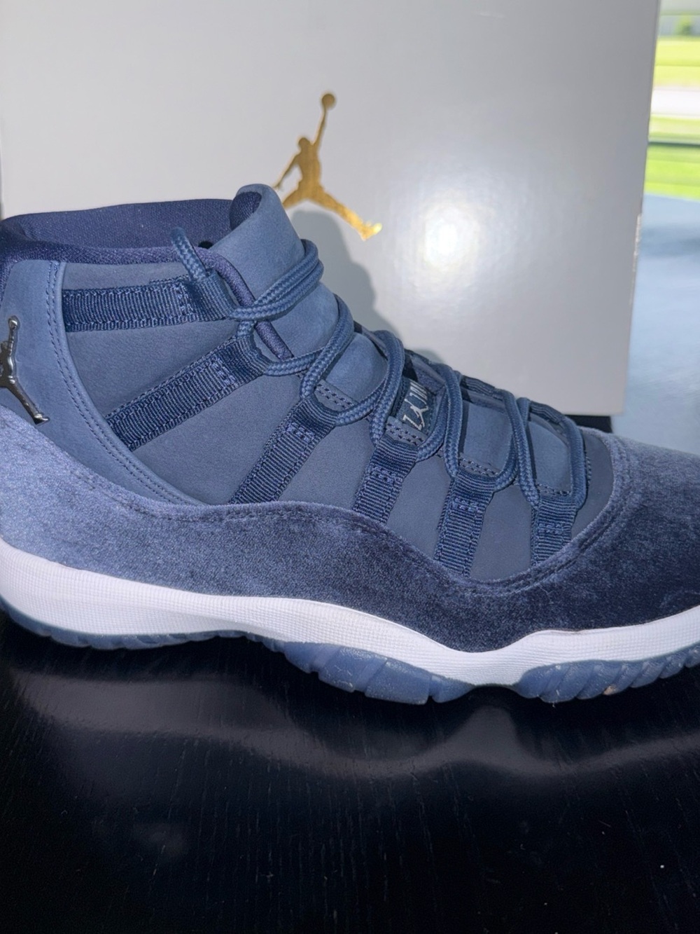 Jordan 11 Retro Navy Suede High-Top Sneakers
